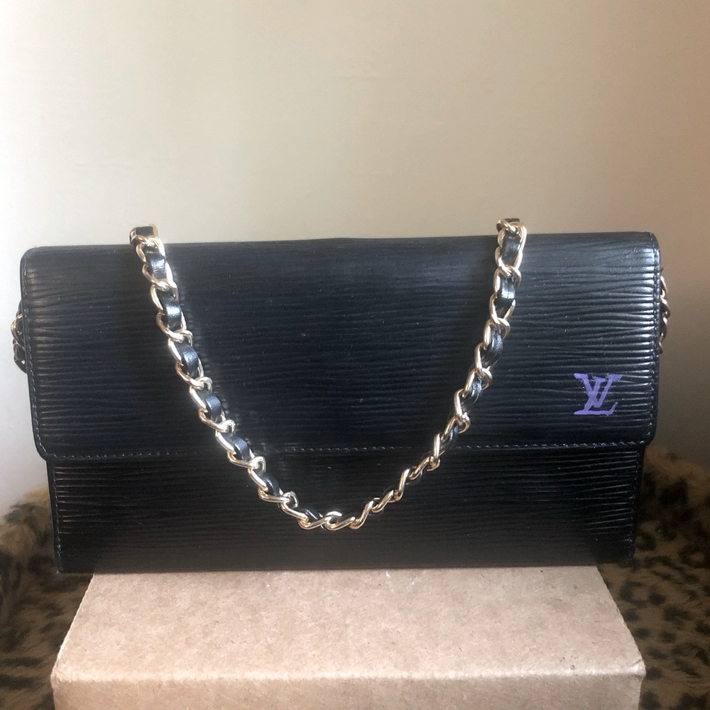 Vintage Louis Vuitton Epi Leather Porte-Tresor International Wallet